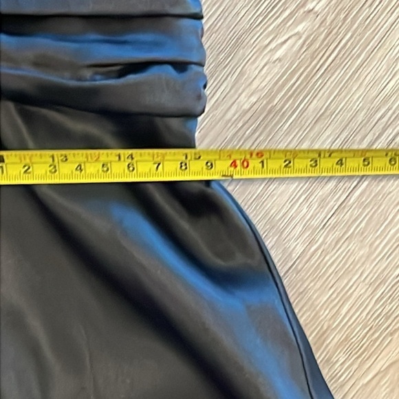 Harold’s Women’s Mini Dress Size 10 Black 100% Silk Marilyn Style Cocktail - Picture 13 of 15